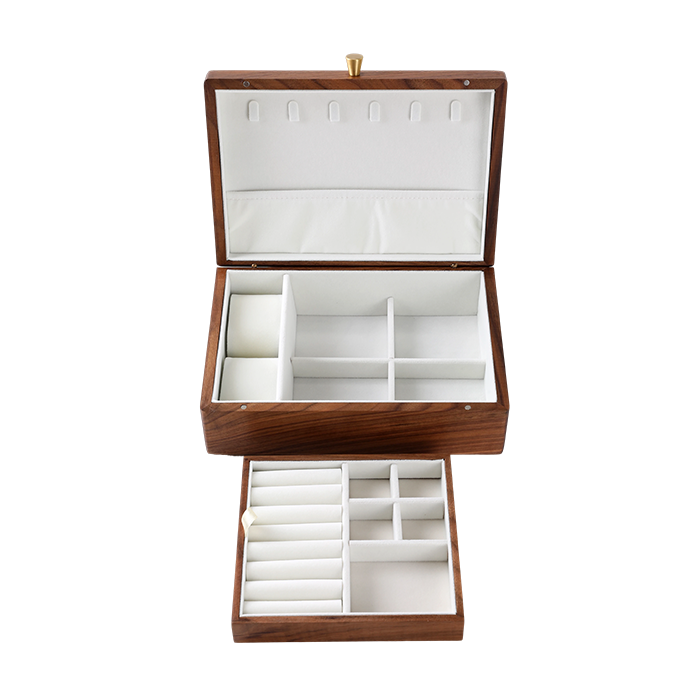 Élan Walnut - with Lift Out Tray