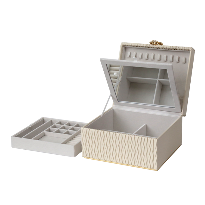 Solace Champagne - with lift out tray